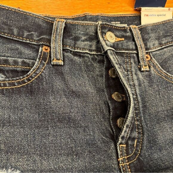 Old Navy Slouchy Straight High Rise Crop Ripped Jeans - Picture 4 of 6